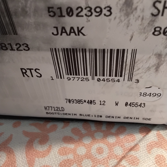 Vionic Women's Textured Blue Flats - Picture 4 of 4